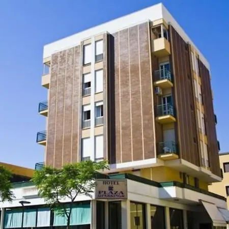 Plaza מלון 3*