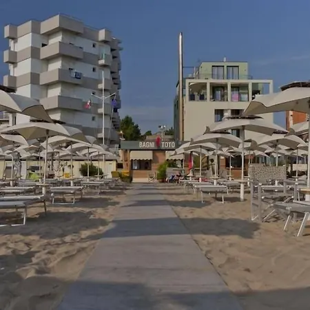 מלון Plaza פסארו